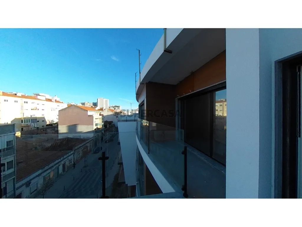 Rõdu - Modern Apartment with River View in Barreiro