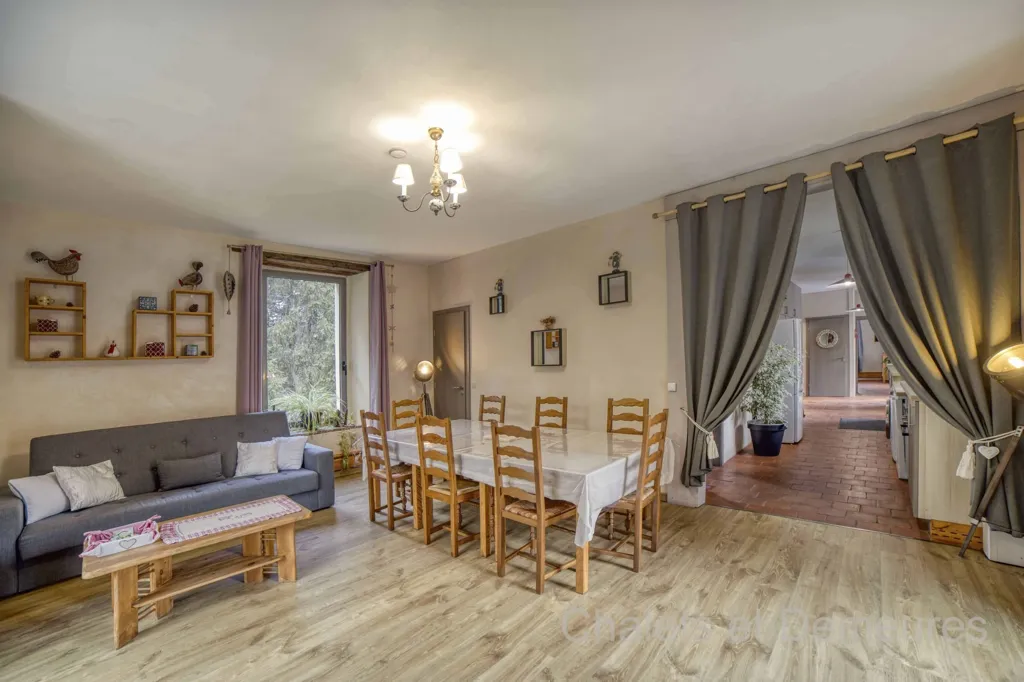 Sala da pranzo - Luxury Home with Spa and Pool in Cordon