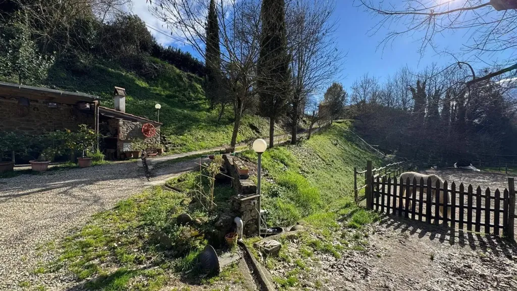 Aed - Rustic Cottage with Garden in Reggello