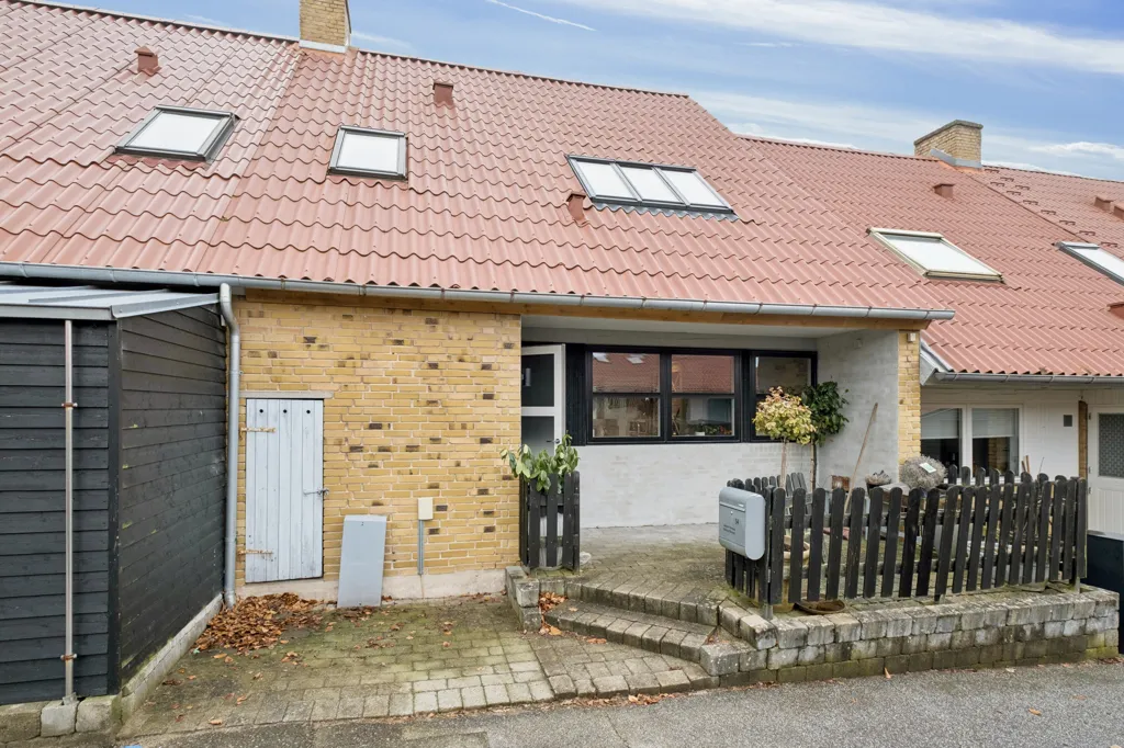Extérieur - Modernised Terraced House in Randers