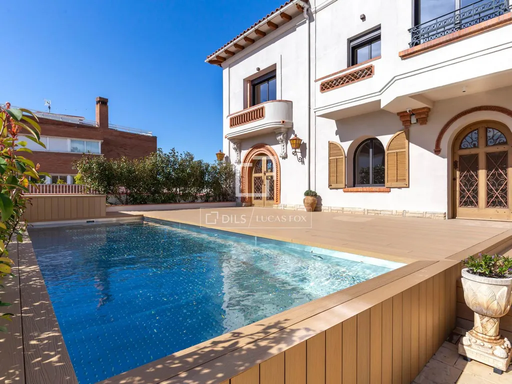 Pool - Historic House with Pool in Sant Just Desvern