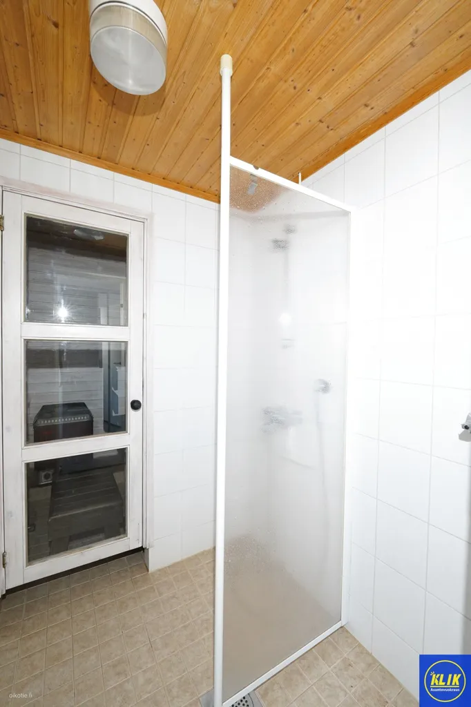 Salles de bain - One-Bedroom Flat with Sauna in Pori Centre
