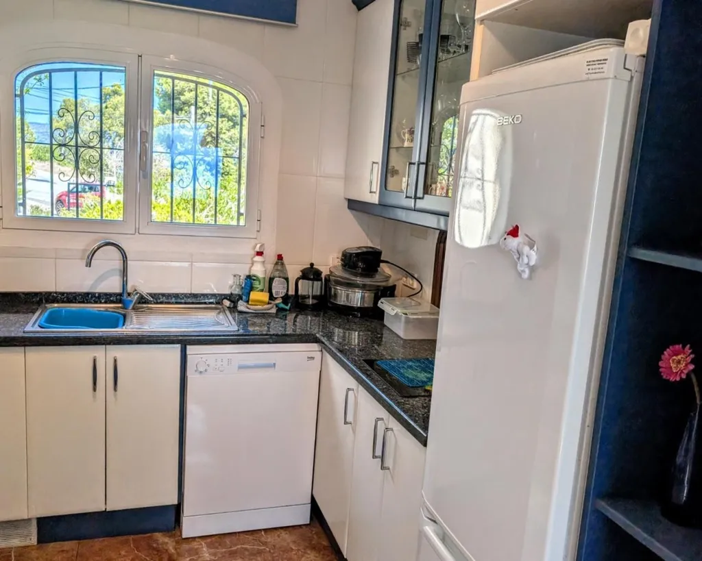 Kitchen - Traditional Villa with Sea View in Benimeit, Moraira