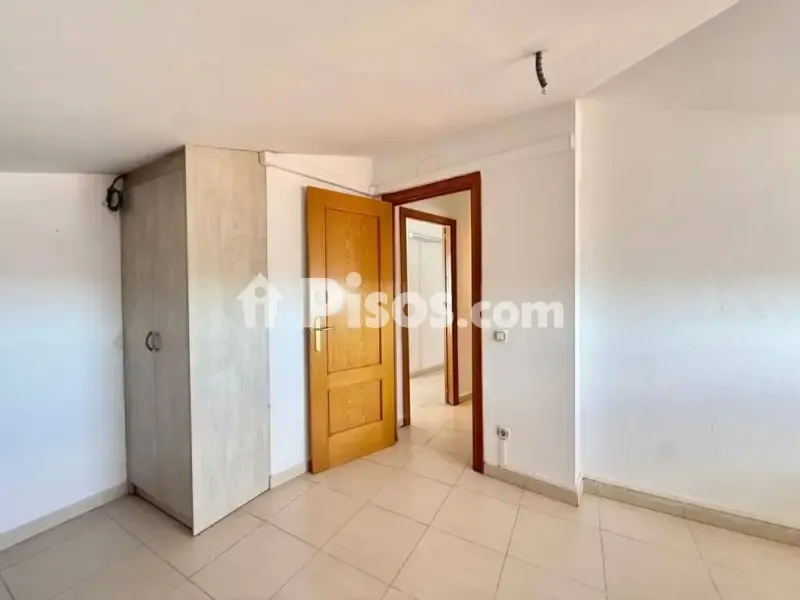 Esik - Duplex with Balcony near Rambla d'Ègara