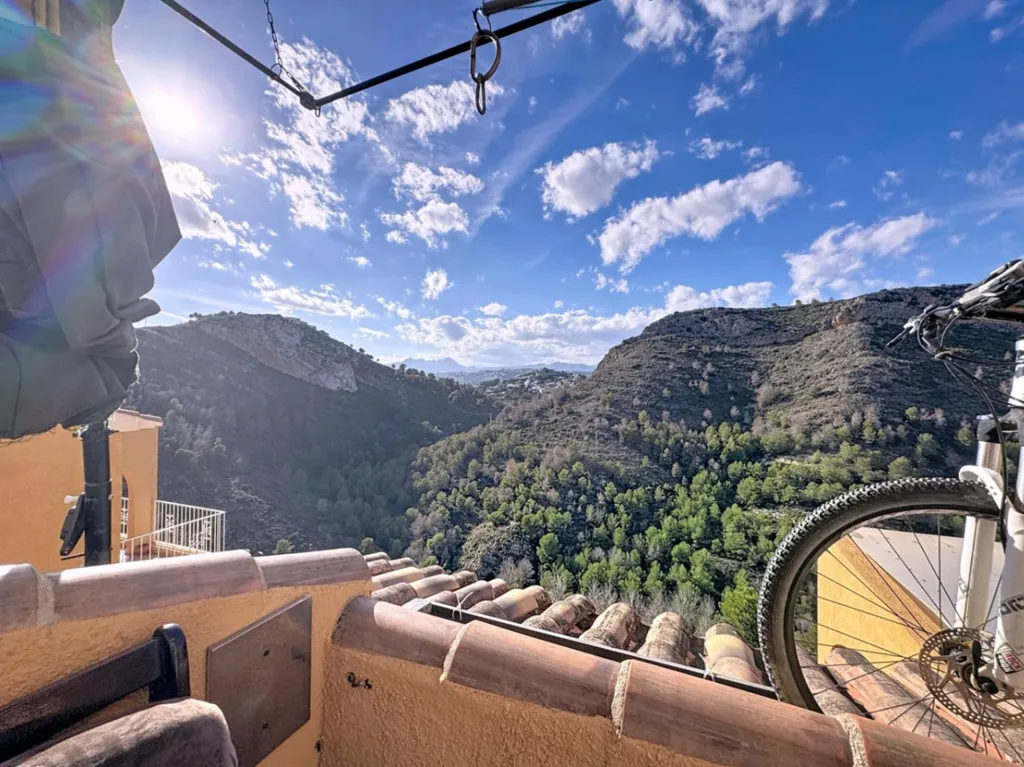 Balcón - Apartamento con vistas al valle de Moraira en Cumbre del Sol