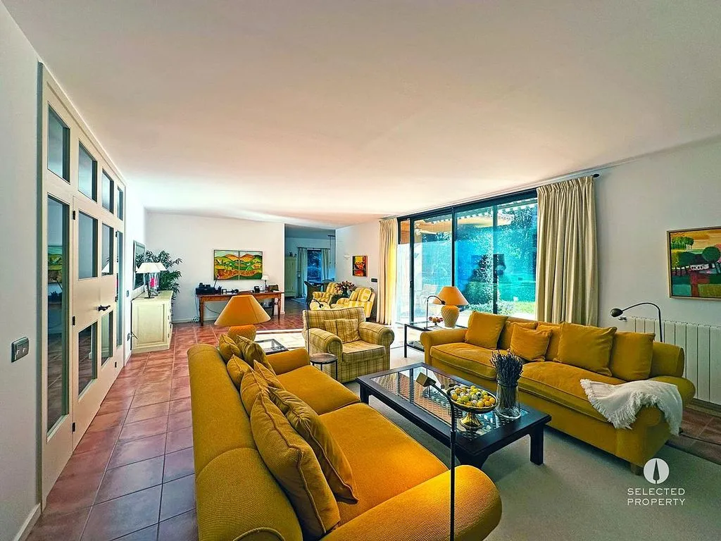 Séjour - Luxury Villa with Golf Views in Navata