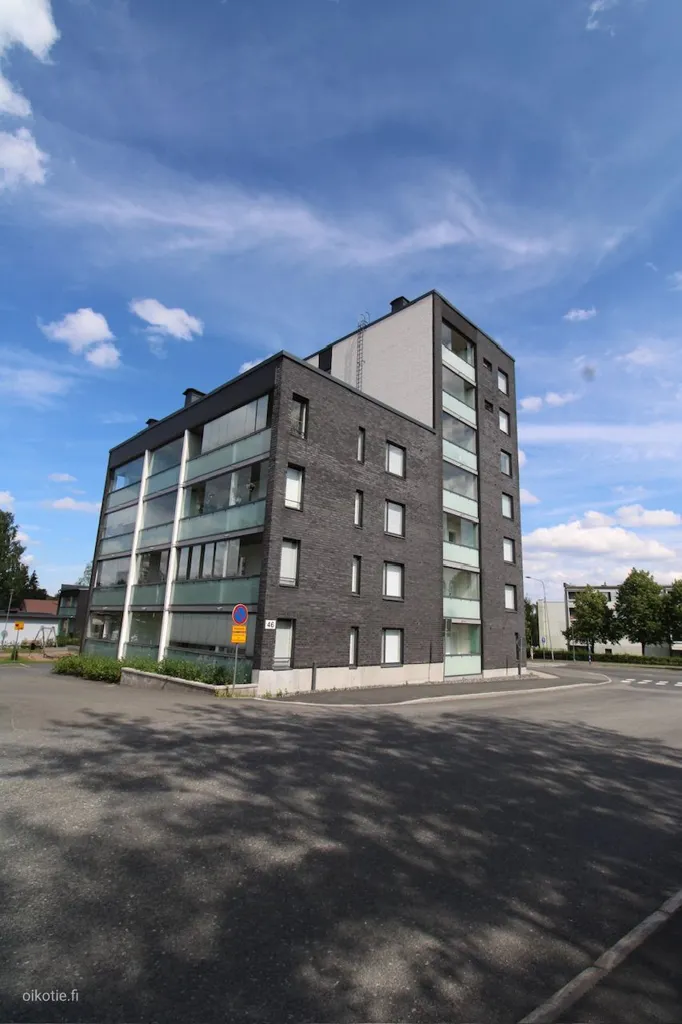 Välivaade - Modern Flat with Balcony in Pirkkala