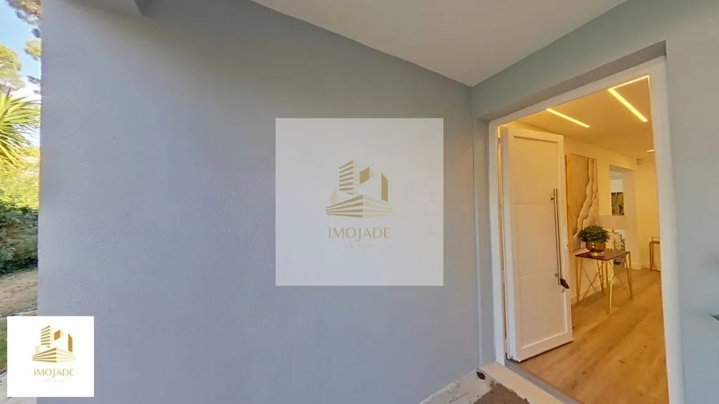 Esik - Luxury House with Pool in Almada