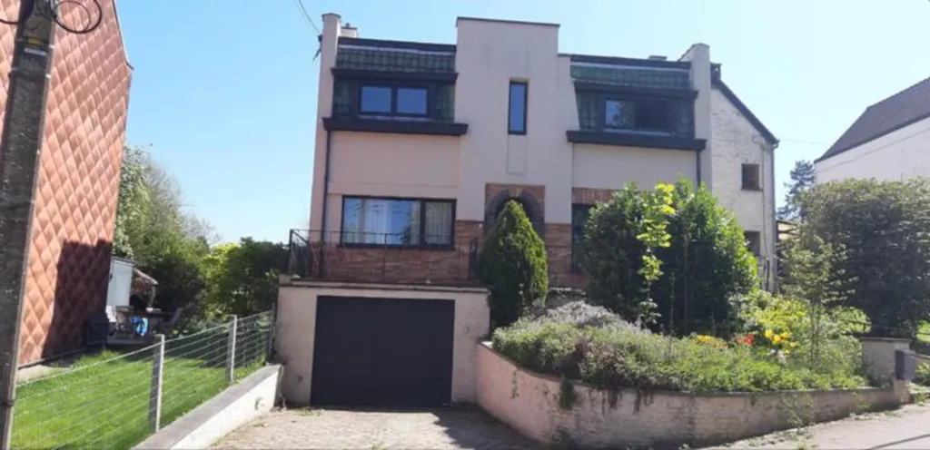 Extérieur - Maison à rénover avec terrasse à Rixensart