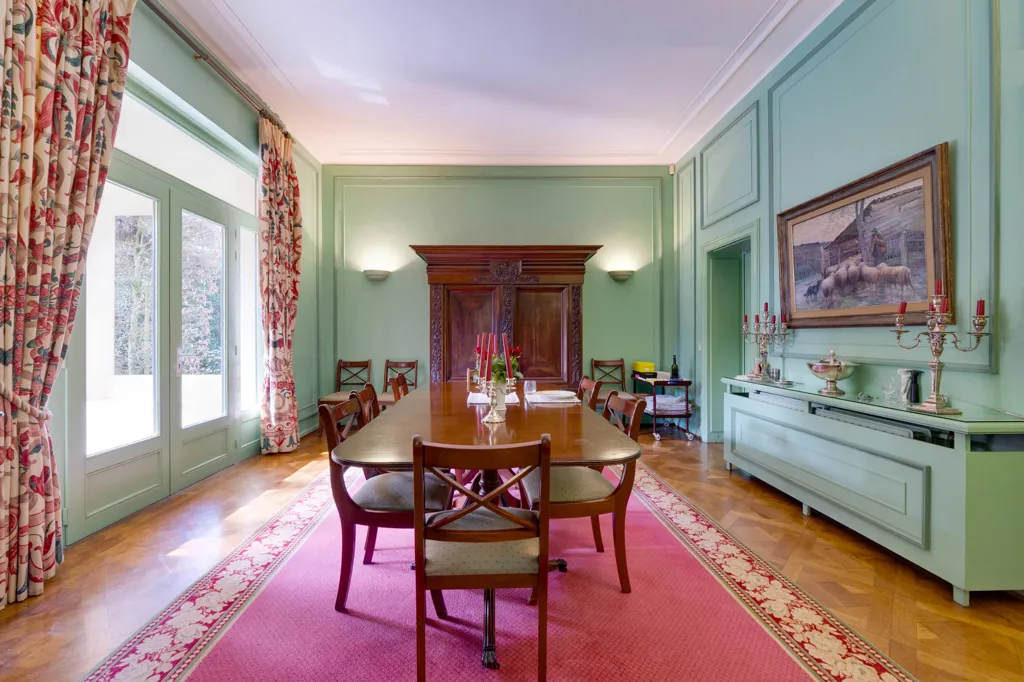 dining_room