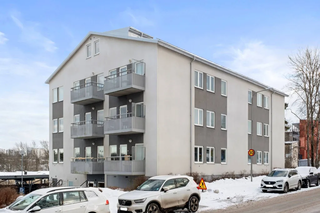 Exterior - Apartment with Balcony in Hagsätra