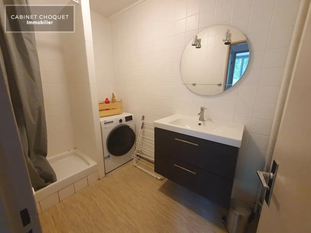 Salles de bain - Appartement Meublé F5 à Lille, entre Vauban et CHR