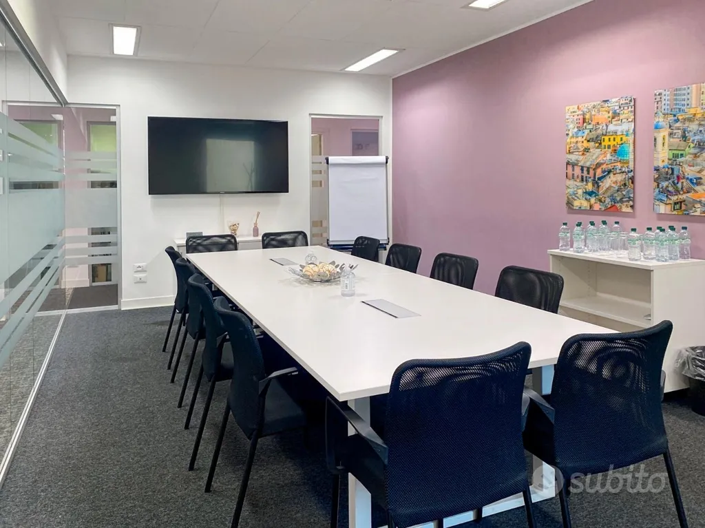 Bureau - Flexible Office Space for 50 in Genoa