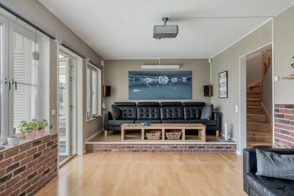 Elutuba - Family-friendly Duplex with Garden in Nyköping