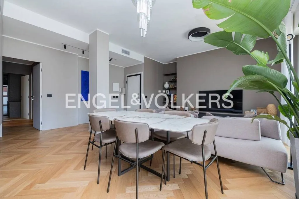 Dining Room - Luxury Flat with Terrace in Corso Lodi, Milan