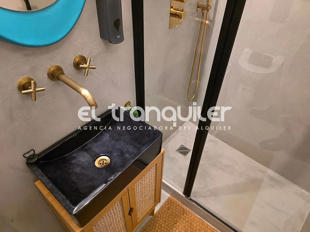 Bagni - Studio with Air Conditioning in De la Luna Street
