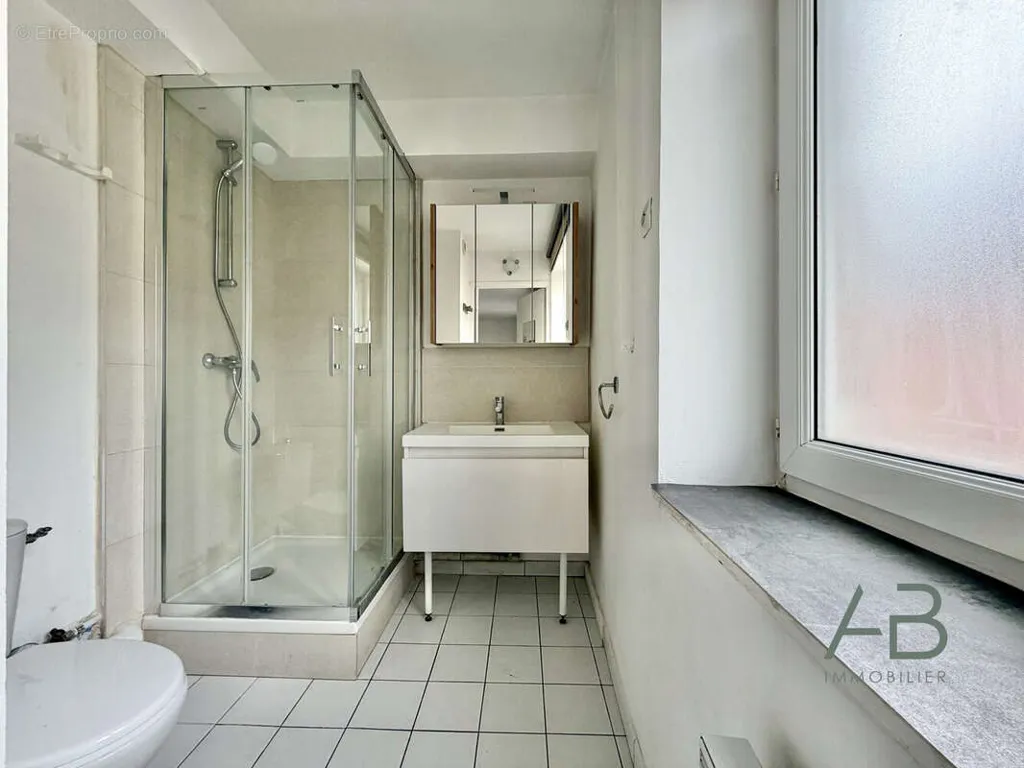 Vannitoad - Bright 1-Bed Flat near Lille Centre