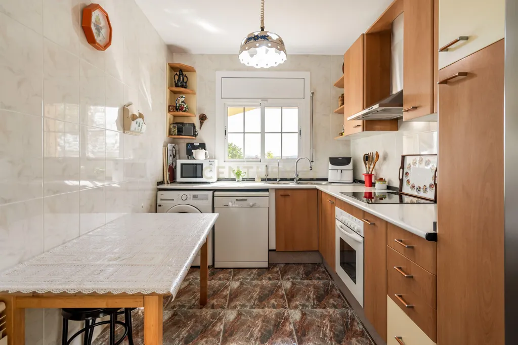 Kitchen - Independent House with Montserrat Views in Abrera