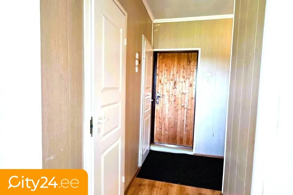 hallway_entrance