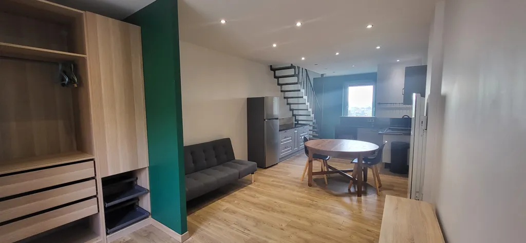Séjour - Appartement Duplex Meublé avec Terrasse à SORBIERS