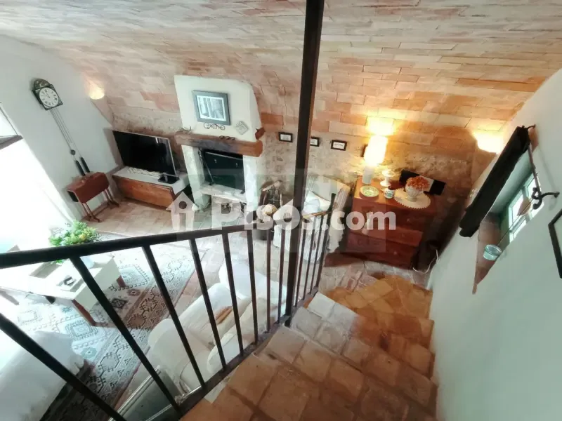 Elutuba - Rustic House with Patio near Ventalló