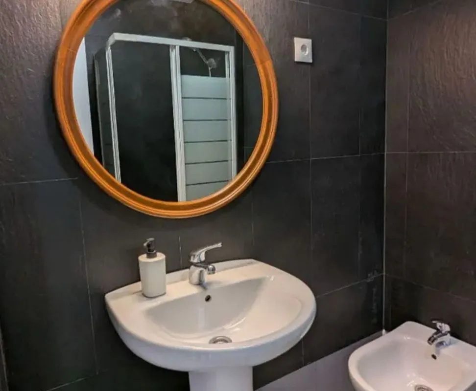 Bathrooms - Furnished Flat with Ascender in Mir