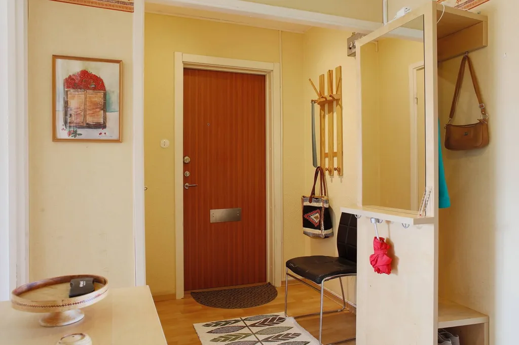 Esik - Apartment with West-Facing Balcony in Kiruna