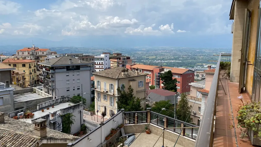 Balcon - Attico with Panoramic Views in Chieti Centre