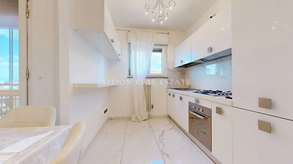 Cuisine - Luxury Flat with Balcony in Milan