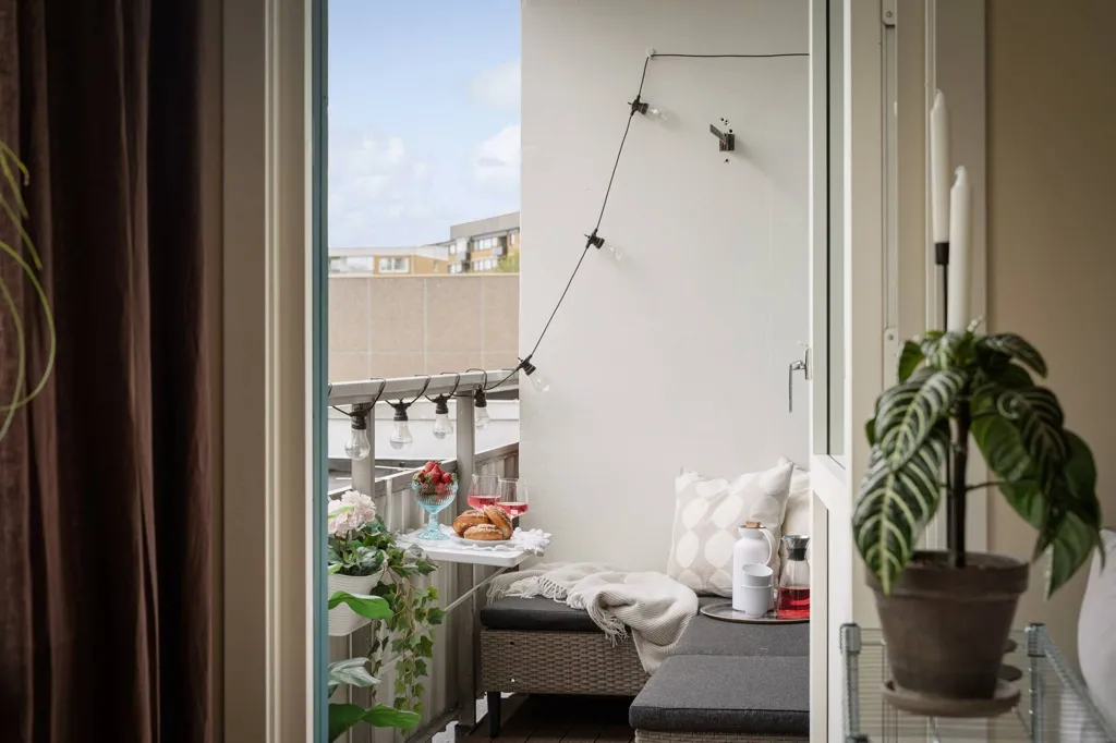 Balcon - Apartment with West-Facing Balcony in Majorna