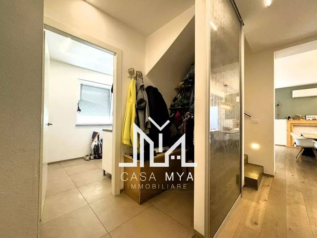 Esik - Luxury Villa with Private Garden in Laives
