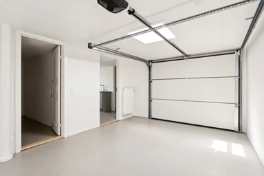 Garage - Modernised Villa with Terrace in Næstved