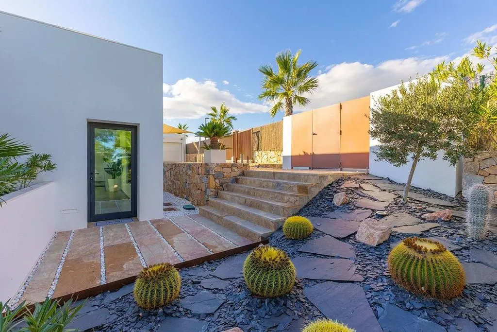 Jardin - Luxury Villa with Golf Views in Orihuela