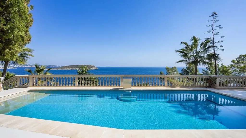 Piscine - Manor House with Sea Access in Cala Vinyes