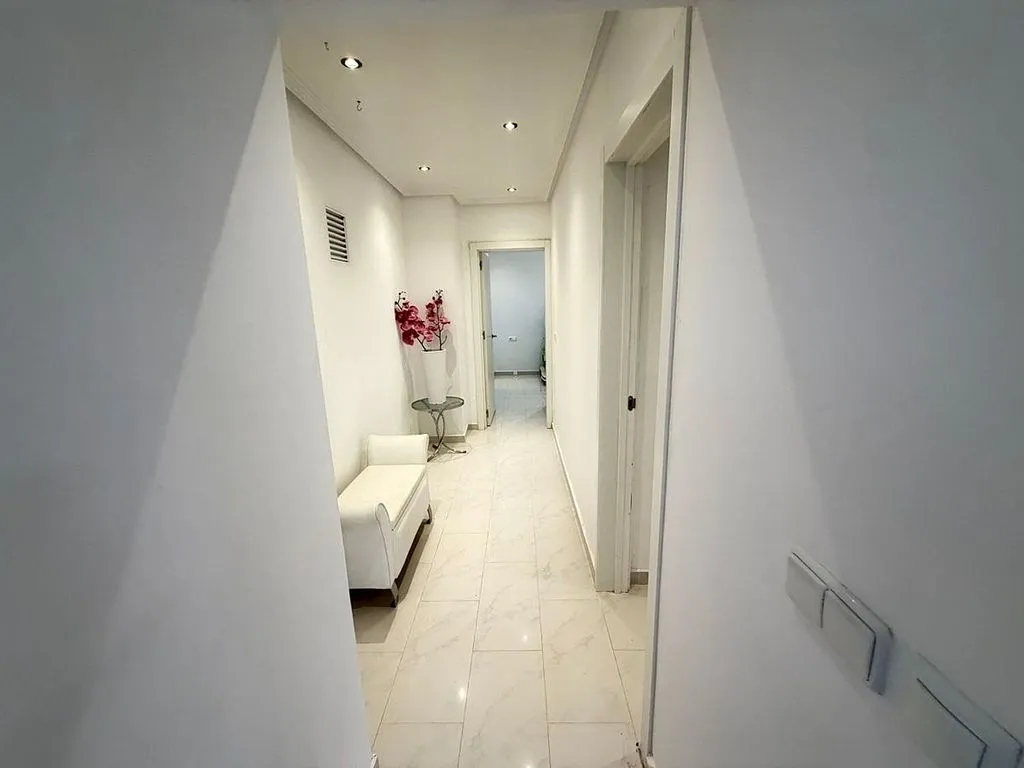 Entrée - House with Pool and Garden in Orihuela