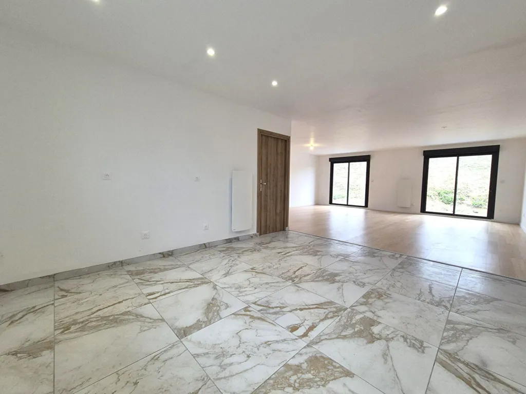 Elutuba - Modern House with Terrace in Oignies