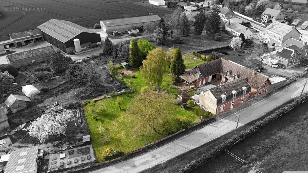 Õhuvaade - Farmhouse with Grange in Rural Area