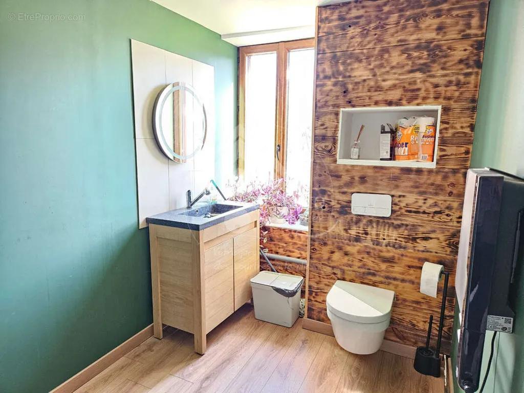 Bagni - Charming Mill House with Water Feature in Saint-Clément