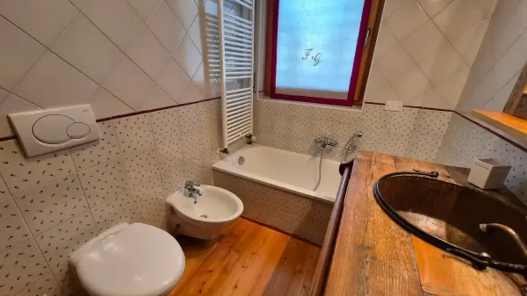 Vannitoad - Luxury Flat with Private Garden in Borca di Cadore
