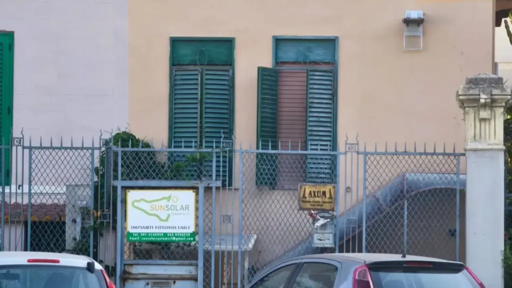 Välivaade - Modernised Two-Bedroom Apartment in Messina