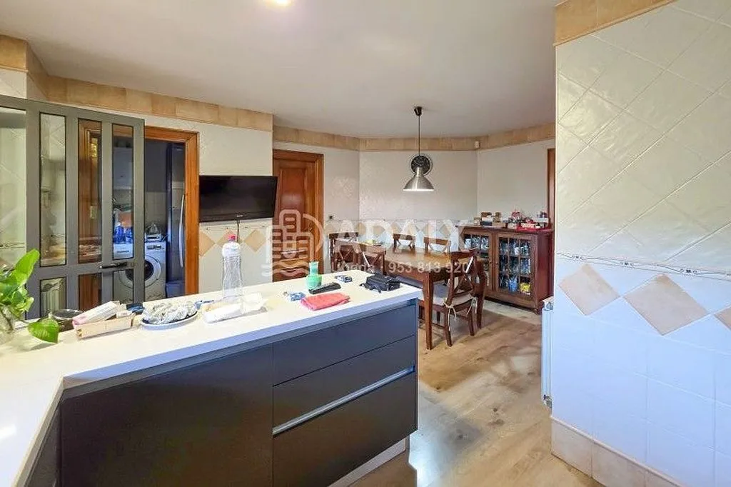 Kitchen - Chalet with Pool in Baeza, Jaén