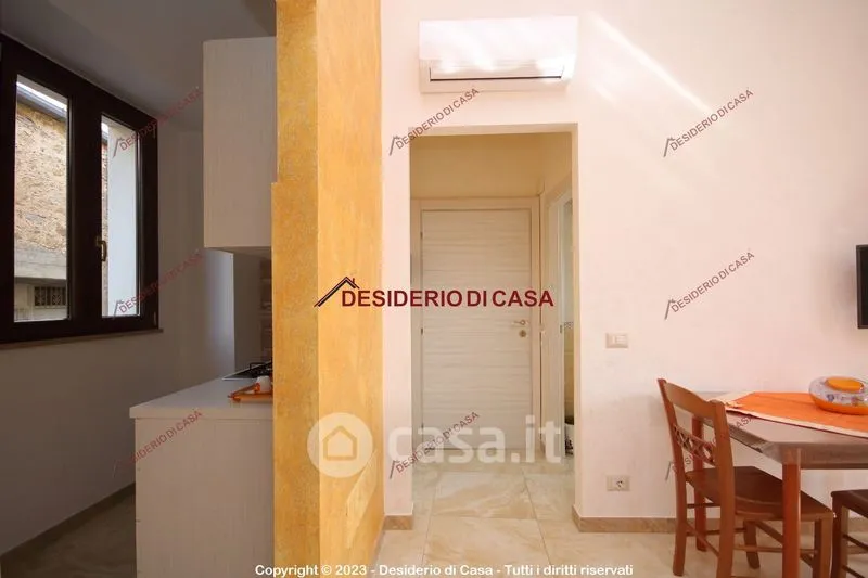 Salle à manger - Restored 2-Bedroom in Tusa