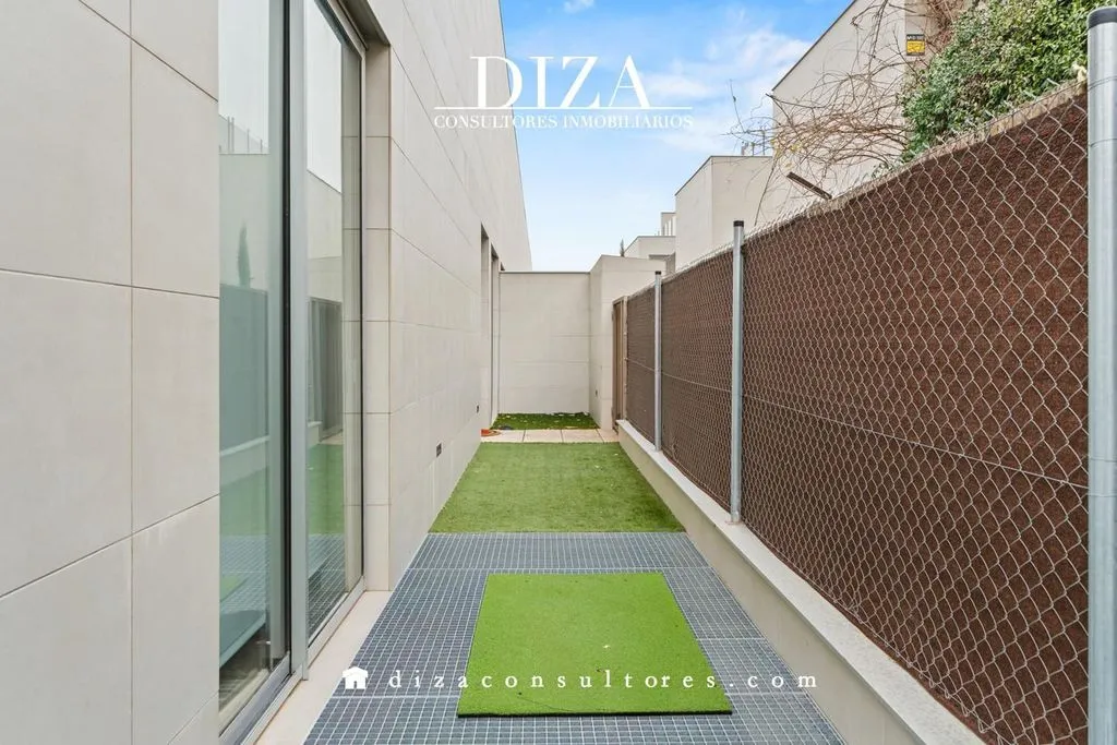 Jardin - Luxury Villa with Pool in Alcobendas