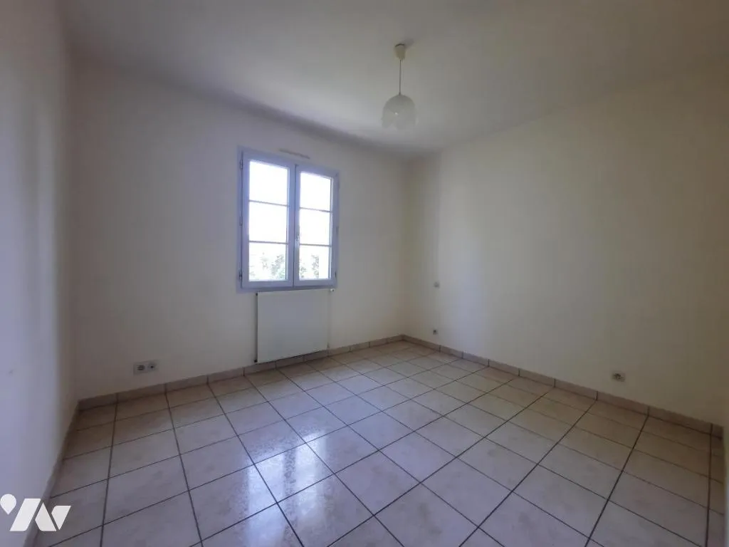 Toad - Ground Floor House with Garden in Challans