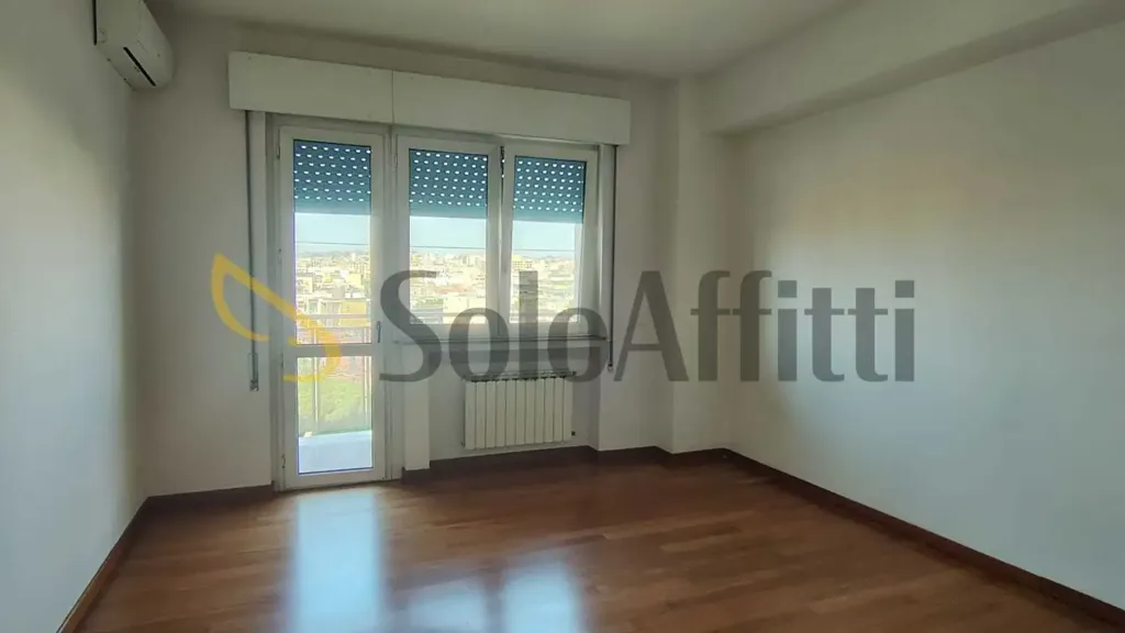 Pièces - Panoramic 4-Bed Flat in Catania