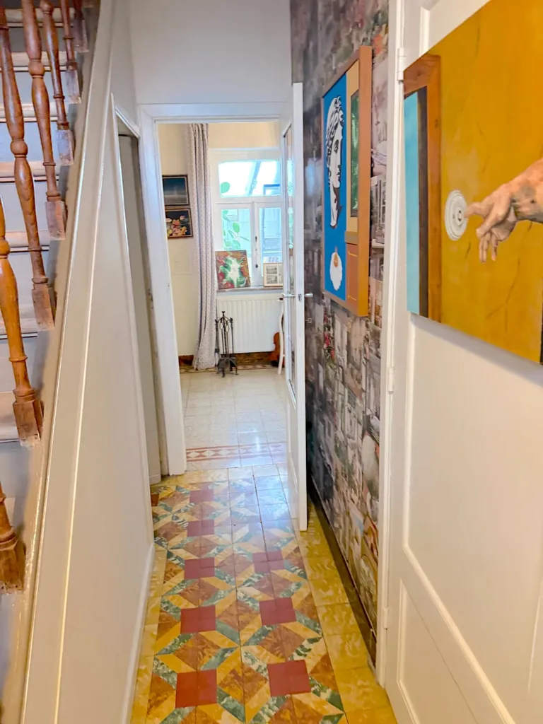 hallway_entrance