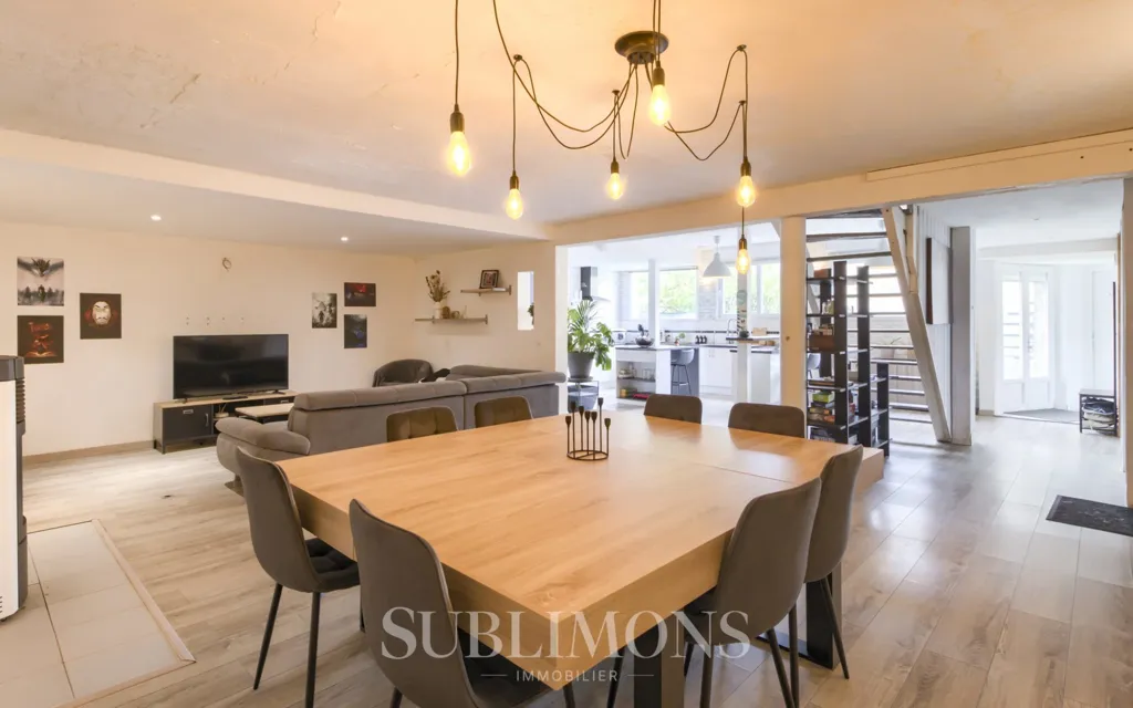 Söögituba - Fully Renovated House with Terraces in Louroux-Béconnais