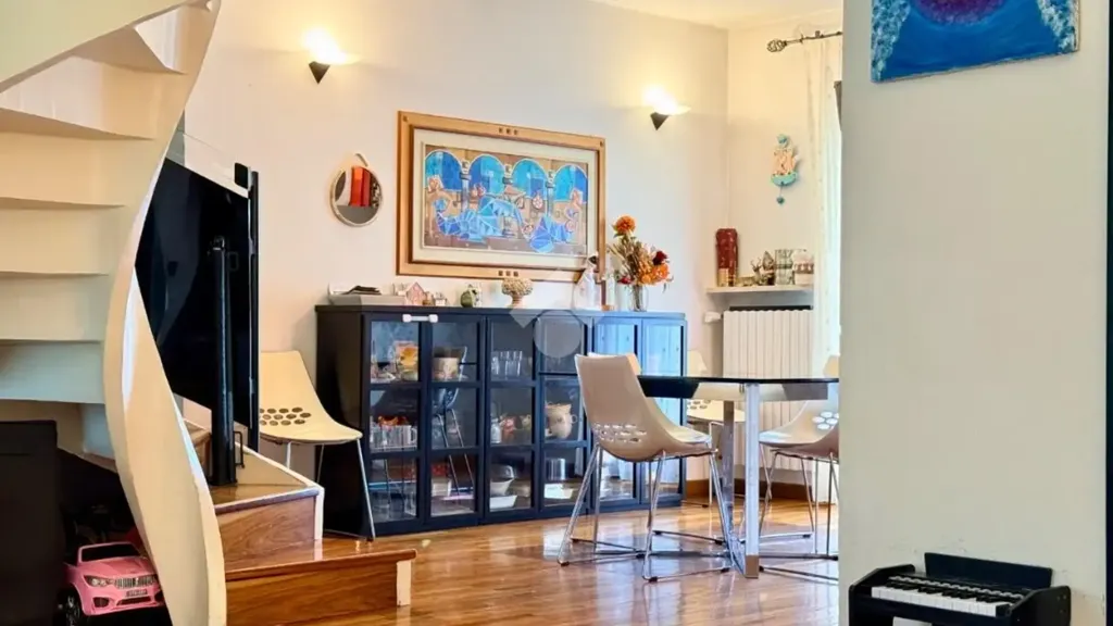 Séjour - 4-Bedroom Apartment with Balcony in Vigasio