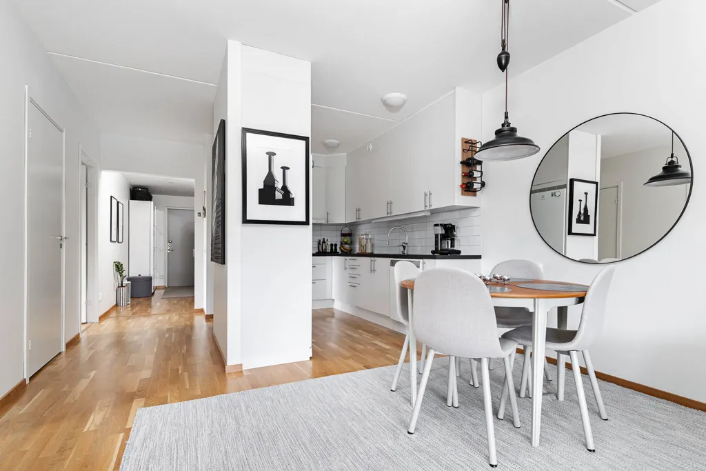 Söögituba - Apartment with South-Facing Balcony in Umeå