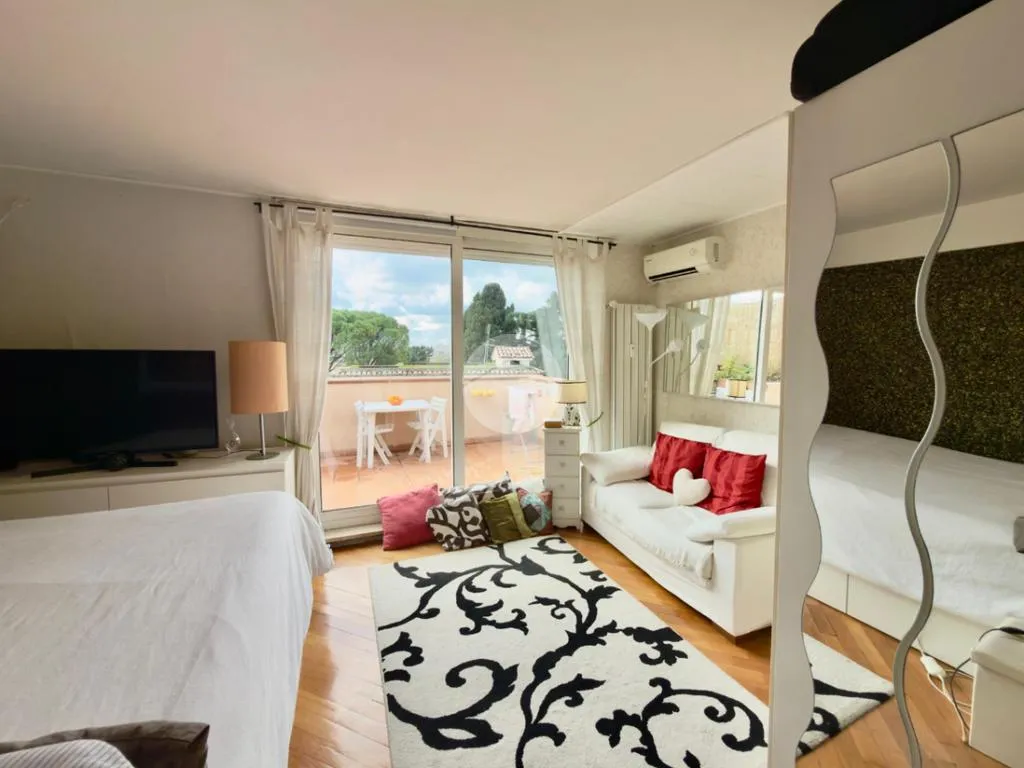 Chambres - Attico with Panoramic Terrace in Città Giardino
